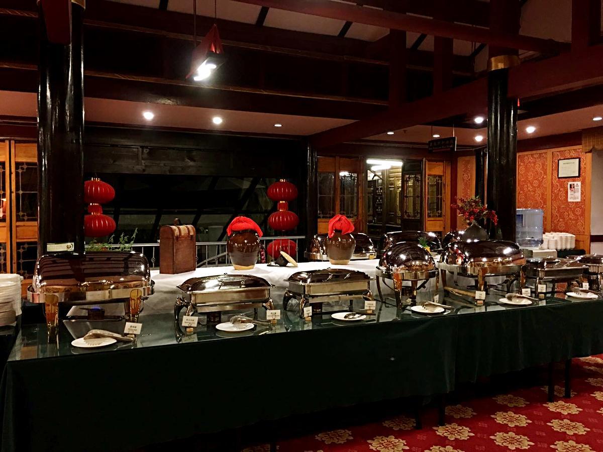 Lijiang Wangfu Hotel Exterior foto
