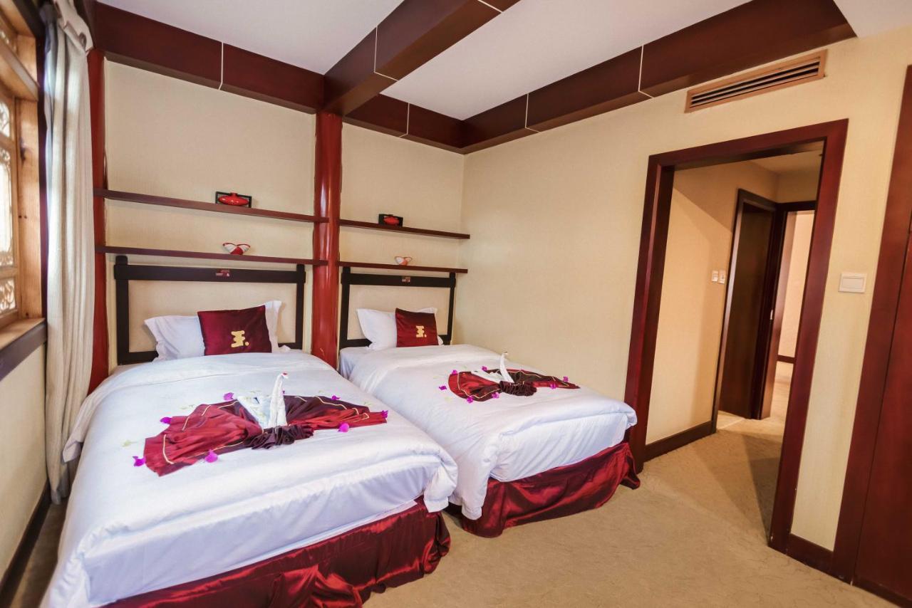 Lijiang Wangfu Hotel Exterior foto